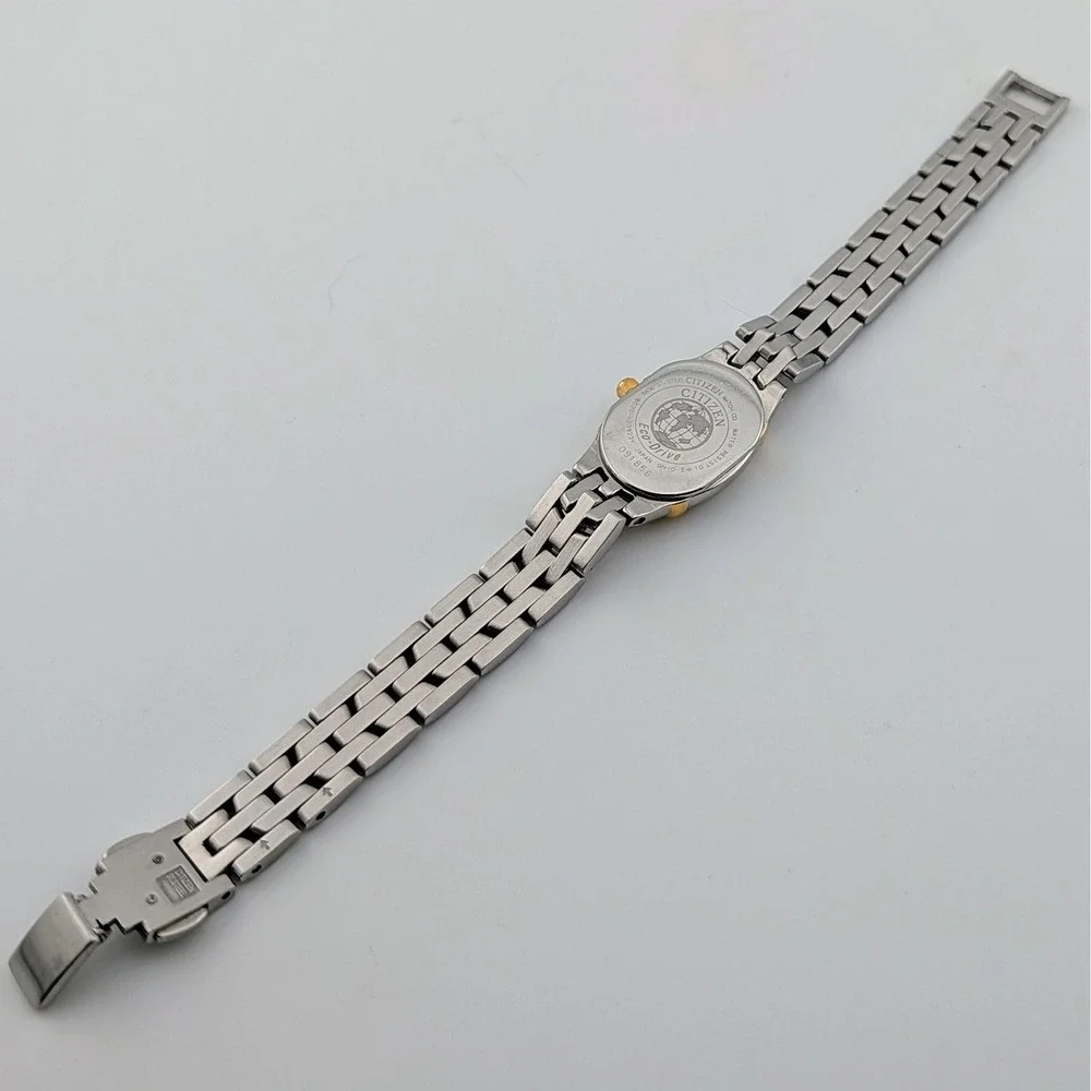 Citizen Eco-Drive B020-H23923Y Two Tone MOP Dial Watch New Capacitor 18mm 6